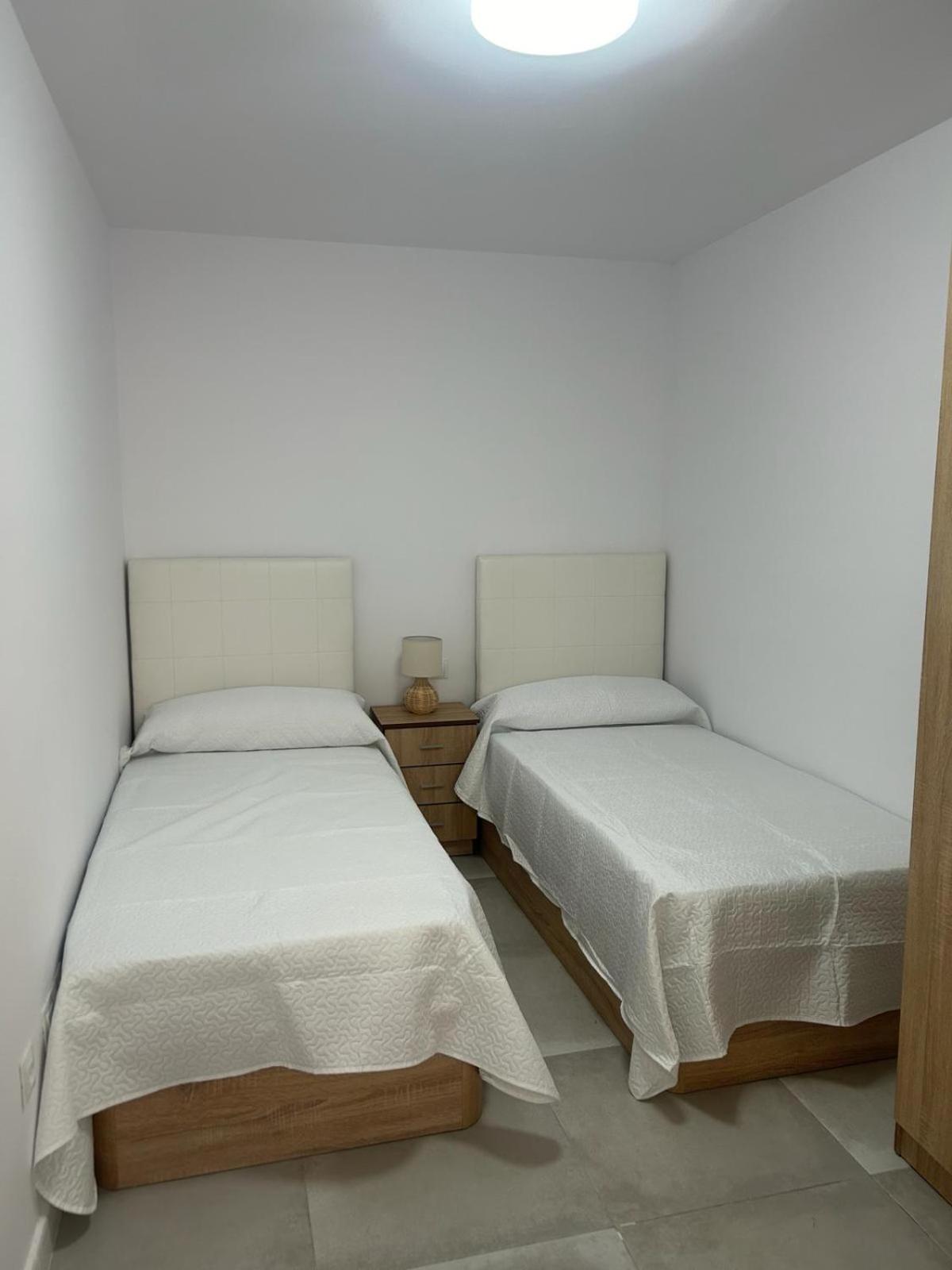 Apartamentos Milano Рокетас-де-Мар Екстер'єр фото