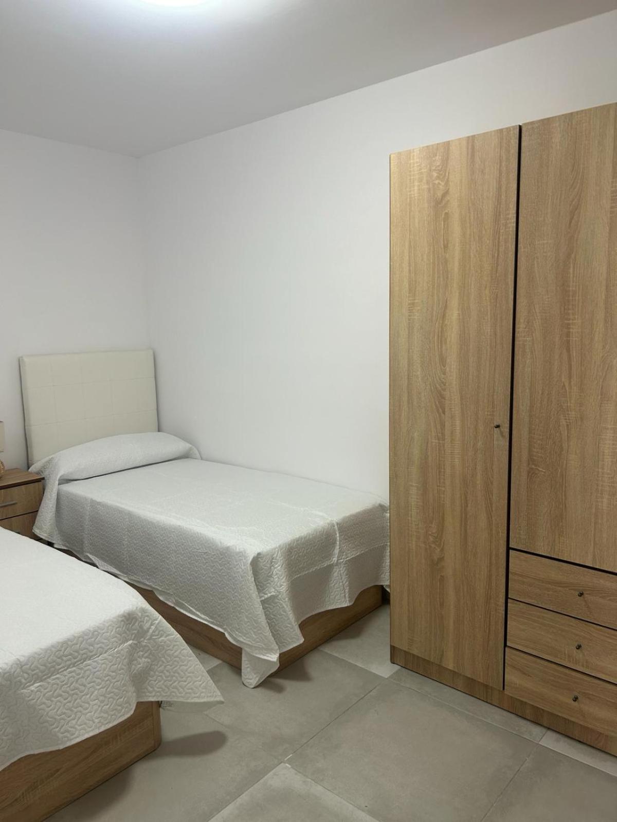 Apartamentos Milano Рокетас-де-Мар Екстер'єр фото